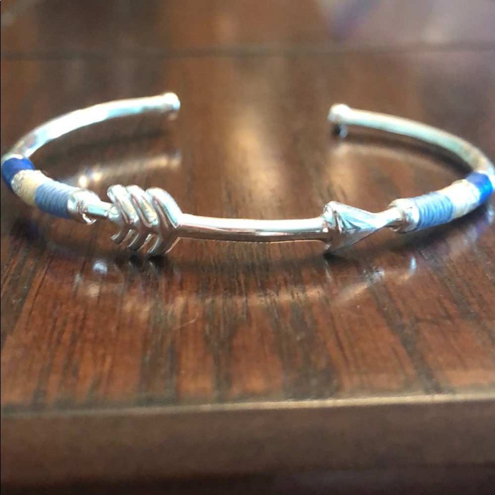 Silver Stella and Dot arrow bracelet